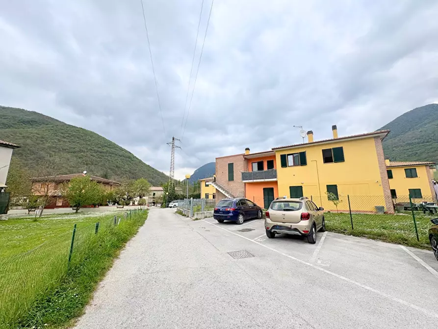 Immagine 2 di Appartamento in vendita  in BORGO TUFICO 26 a Fabriano