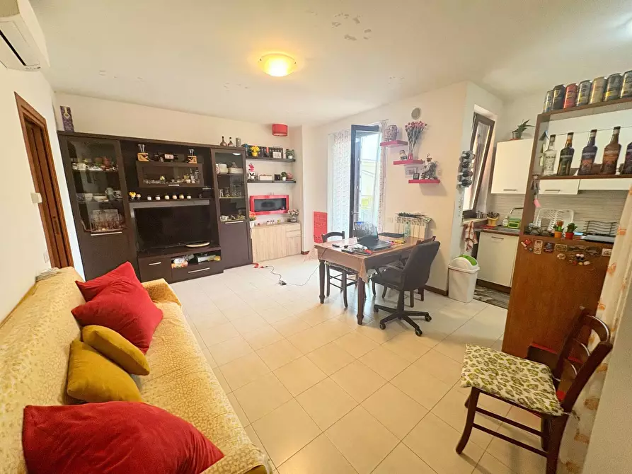 Immagine 6 di Appartamento in vendita  in BORGO TUFICO 26 a Fabriano