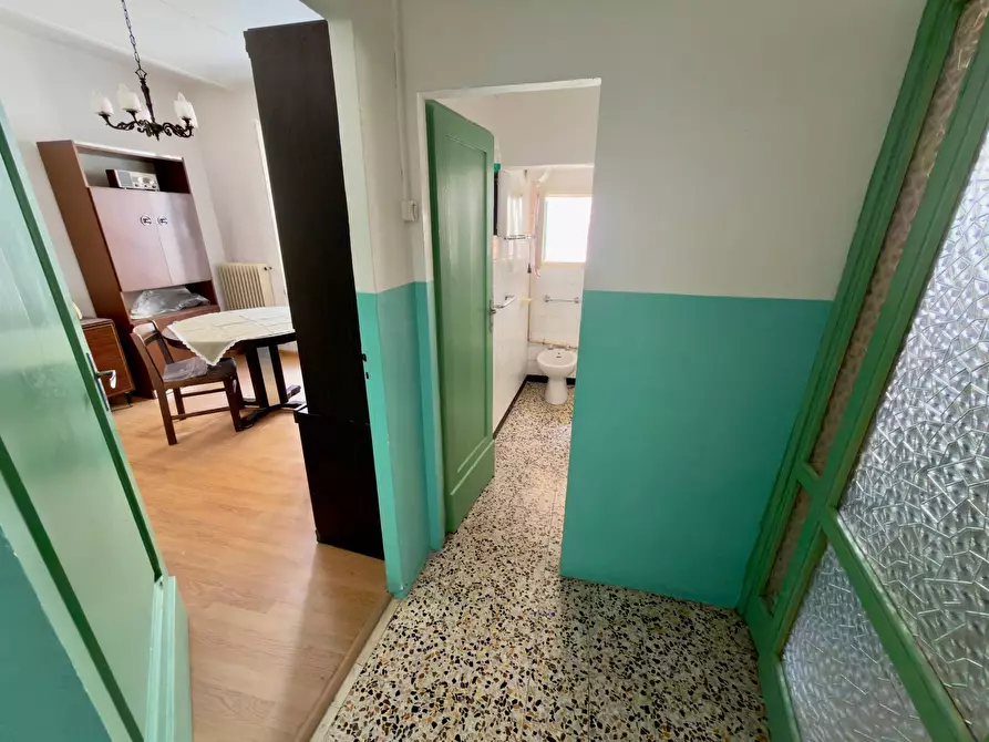 Immagine 8 di Appartamento in vendita  in VIA NAZZARIO SAURO 30 a Fabriano