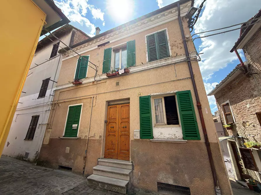 Immagine 1 di Appartamento in vendita  in VIA NAZZARIO SAURO 30 a Fabriano