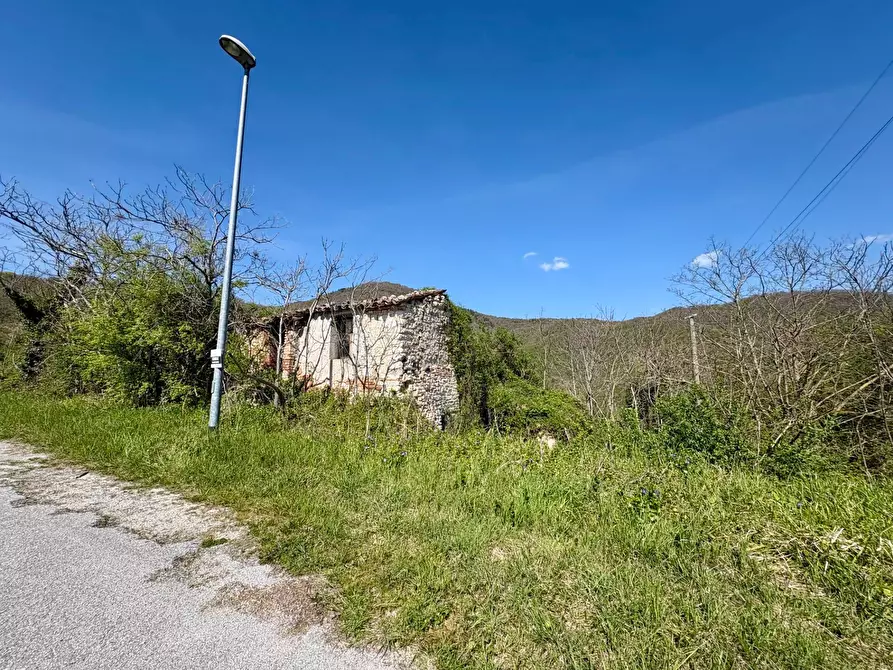 Immagine 6 di Rustico / casale in vendita  in FRAZ. ROCCHETTA SNC a Fabriano