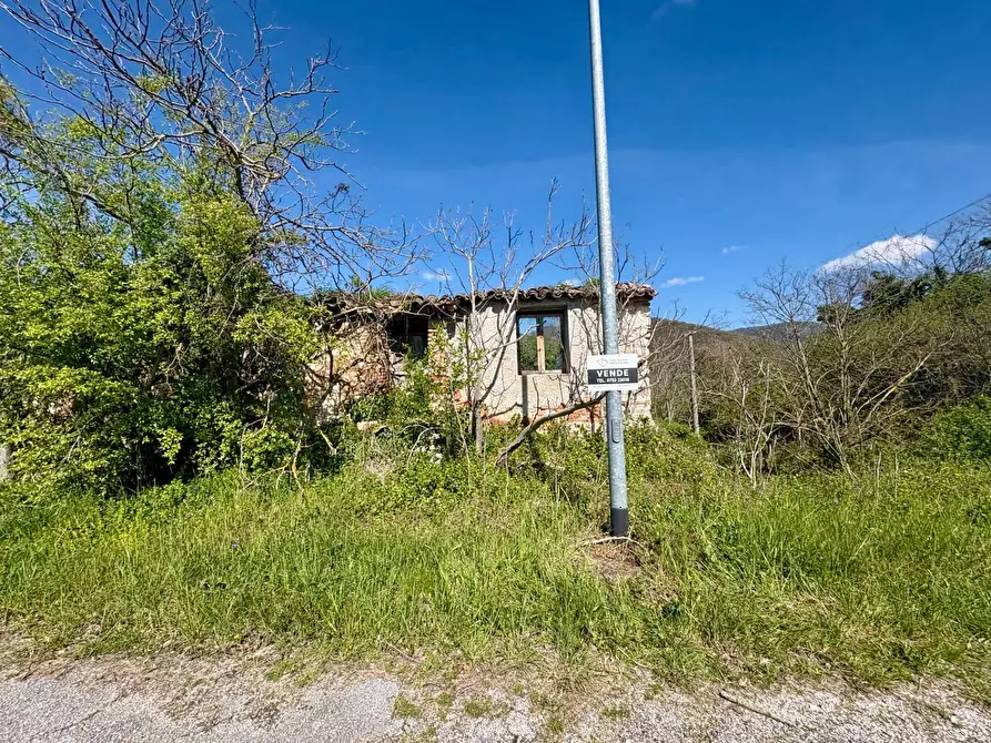 Immagine 7 di Rustico / casale in vendita  in FRAZ. ROCCHETTA SNC a Fabriano