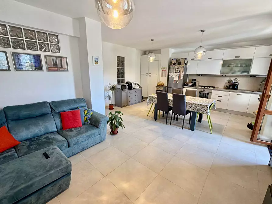 Immagine 1 di Appartamento in vendita  in VIA DON DAVID BERRETTINI 65 a Fabriano