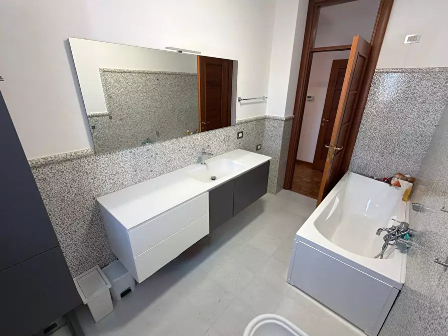 Immagine 38 di Appartamento in vendita  in VIA DON DAVID BERRETTINI 65 a Fabriano