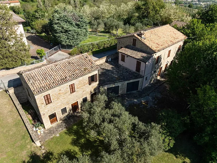 Immagine 1 di Rustico / casale in vendita  in LOCALITA' VILLE a Serra San Quirico