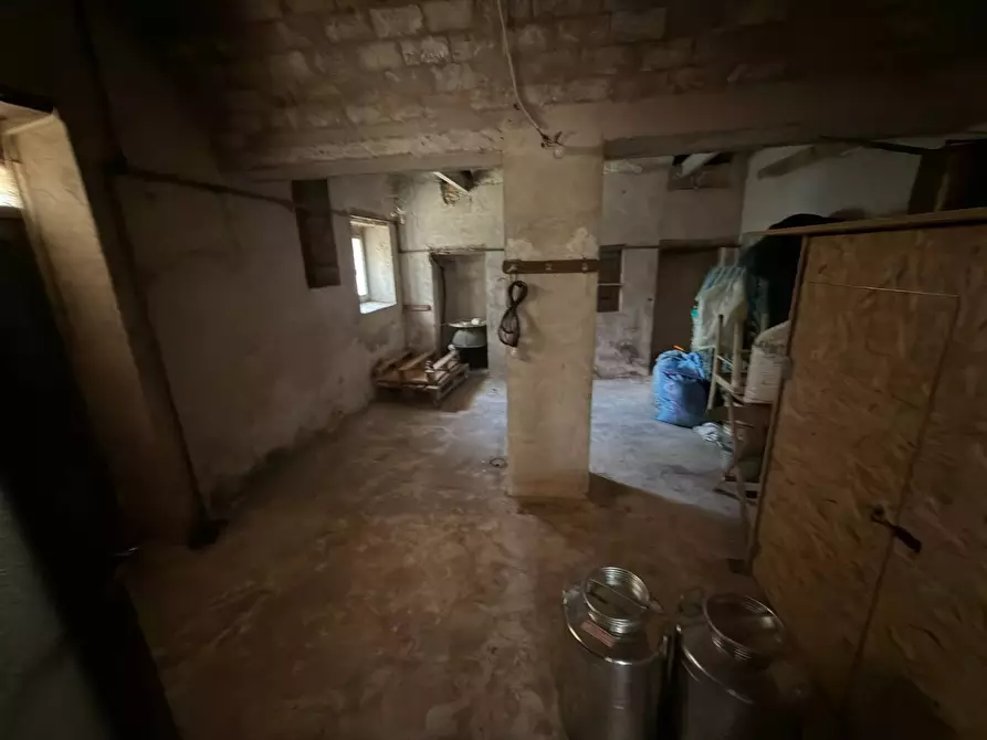 Immagine 63 di Villa in vendita  in CONTRADA PIANIBIANCHI 44 a Tolentino