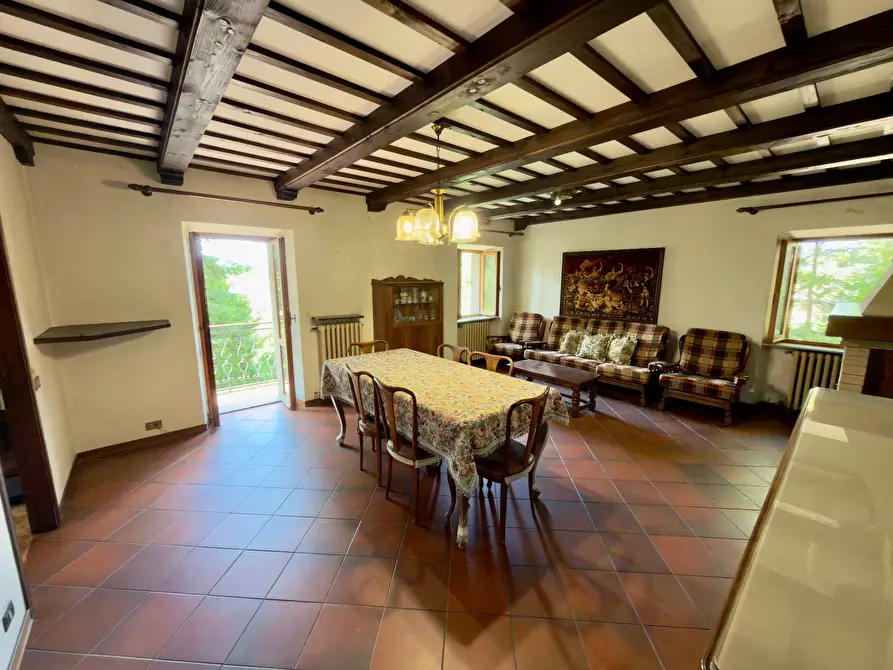 Immagine 15 di Villa in vendita  in CONTRADA PIANIBIANCHI 44 a Tolentino