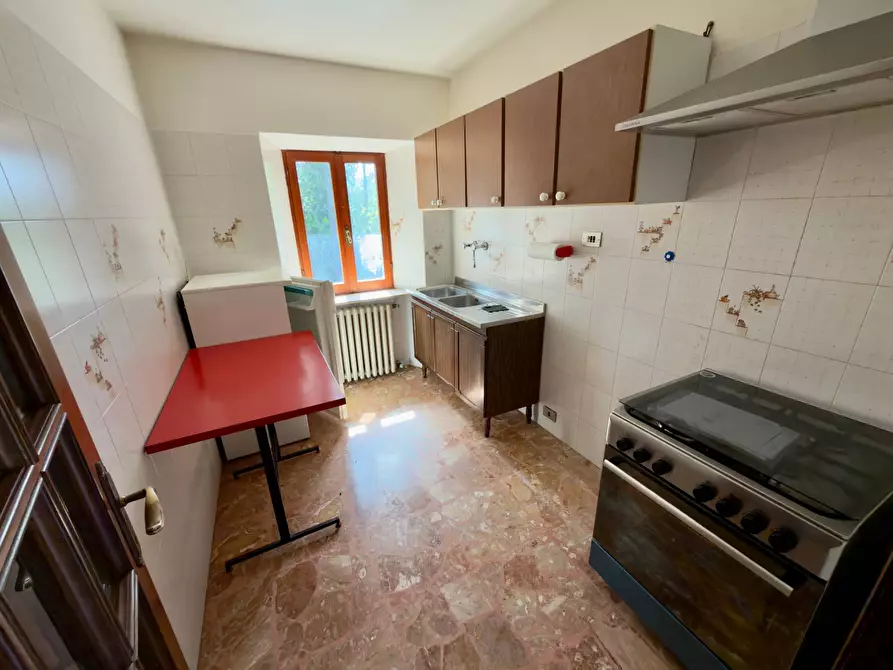 Immagine 20 di Villa in vendita  in CONTRADA PIANIBIANCHI 44 a Tolentino