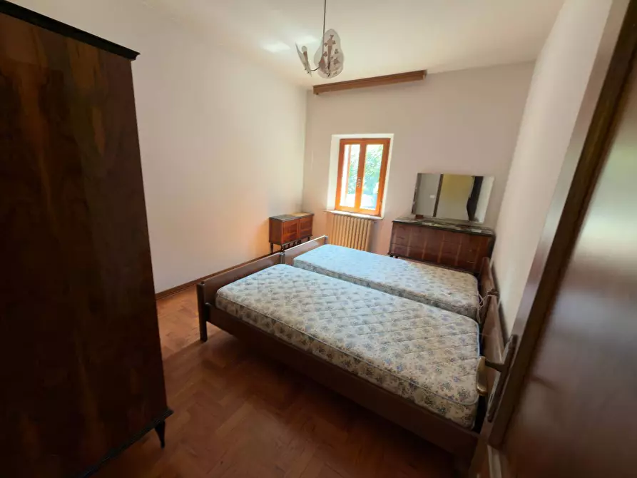 Immagine 34 di Villa in vendita  in CONTRADA PIANIBIANCHI 44 a Tolentino