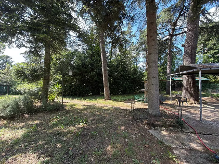 Immagine 56 di Villa in vendita  in CONTRADA PIANIBIANCHI 44 a Tolentino