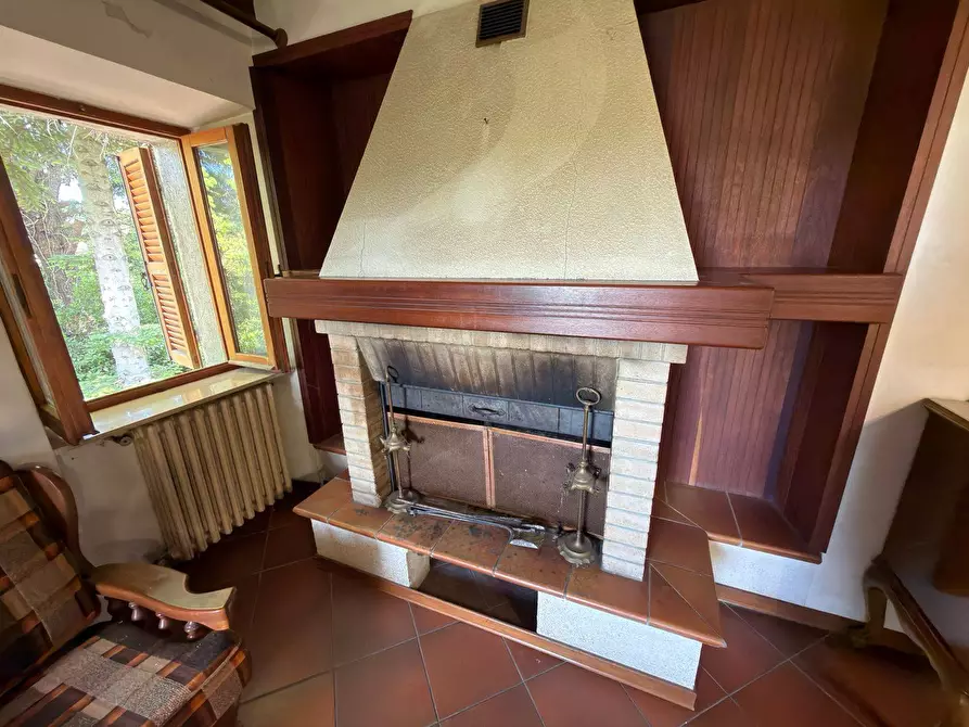 Immagine 19 di Villa in vendita  in CONTRADA PIANIBIANCHI 44 a Tolentino