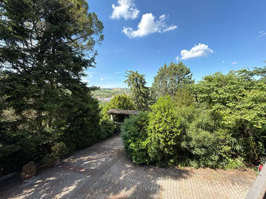 Immagine 51 di Villa in vendita  in CONTRADA PIANIBIANCHI 44 a Tolentino