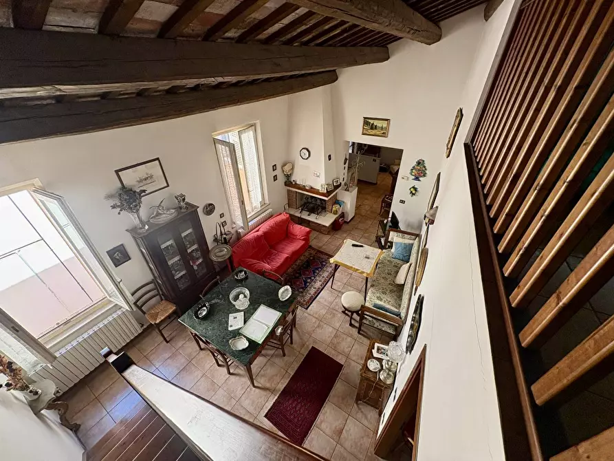 Immagine 1 di Appartamento in vendita  in Piazza Benedetto Cairoli 21/B a Fabriano