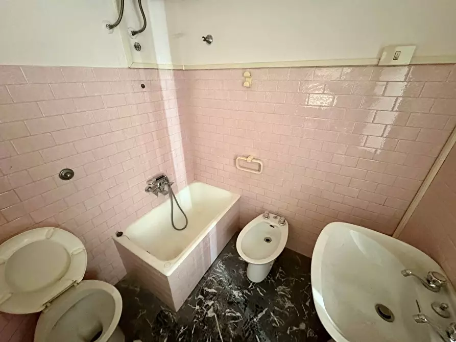 Immagine 23 di Appartamento in vendita  in VIA ROMA 4 a Cerreto D'esi