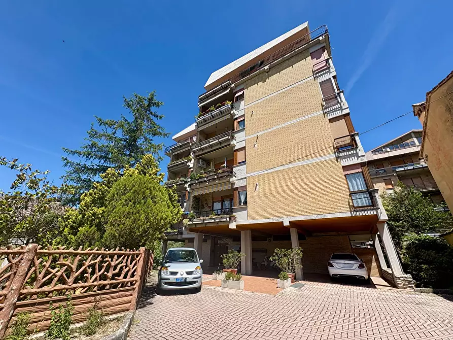 Immagine 1 di Appartamento in vendita  in VIA PIETRO MILIANI 13 a Fabriano