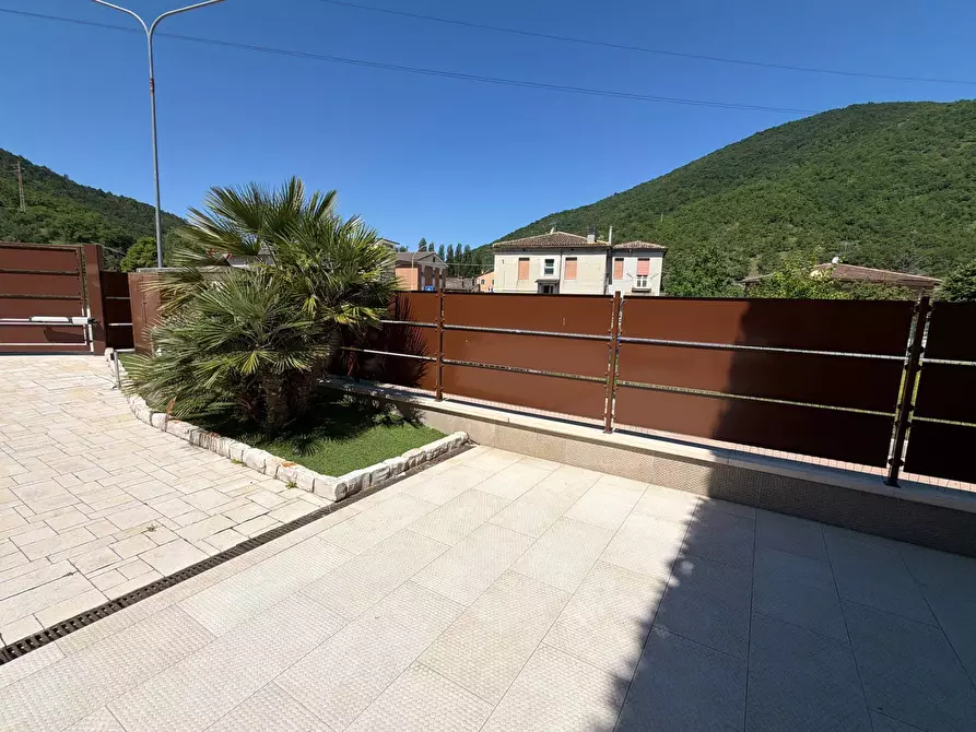 Immagine 21 di Villa in vendita  in BORGO TUFICO a Fabriano