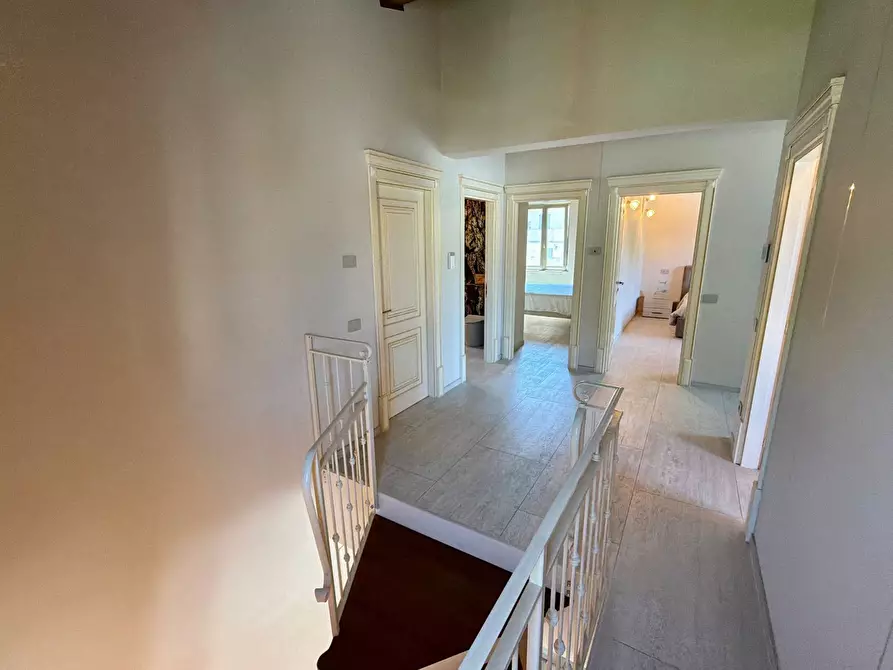 Immagine 43 di Villa in vendita  in BORGO TUFICO a Fabriano