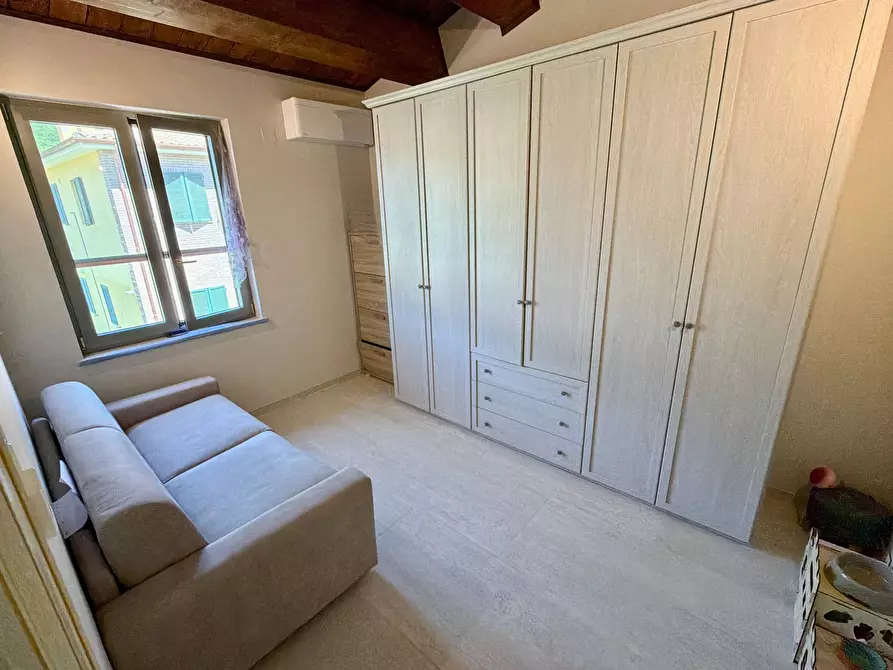 Immagine 56 di Villa in vendita  in BORGO TUFICO a Fabriano