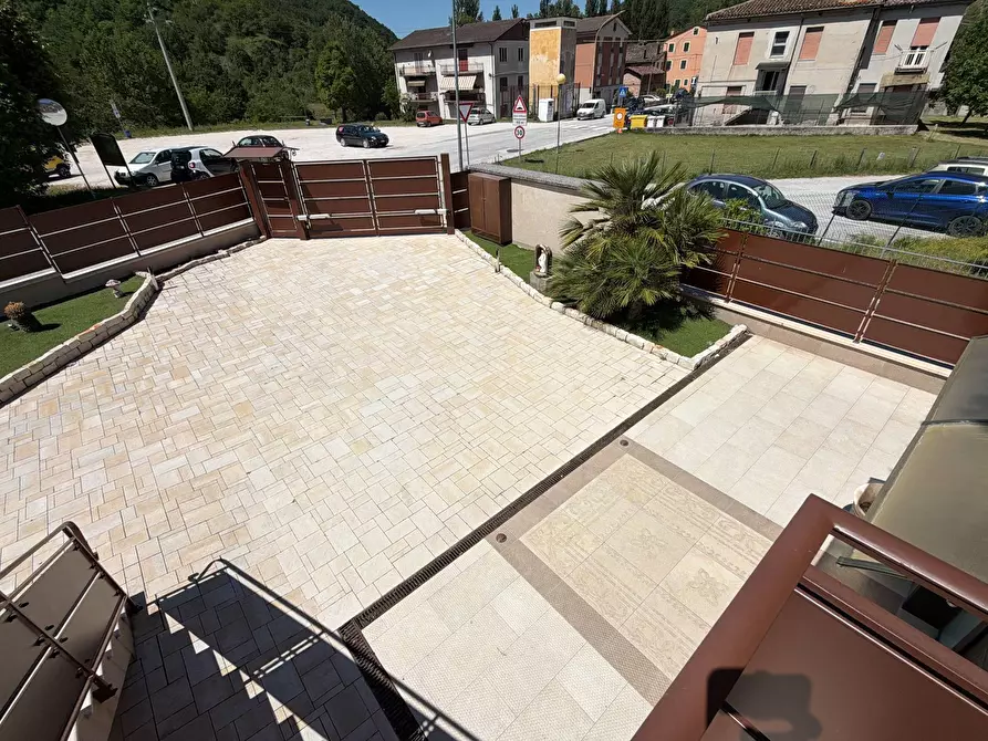 Immagine 59 di Villa in vendita  in BORGO TUFICO a Fabriano