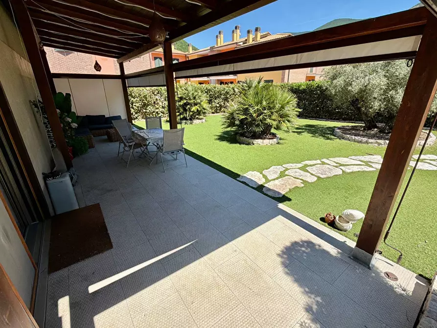 Immagine 33 di Villa in vendita  in BORGO TUFICO a Fabriano