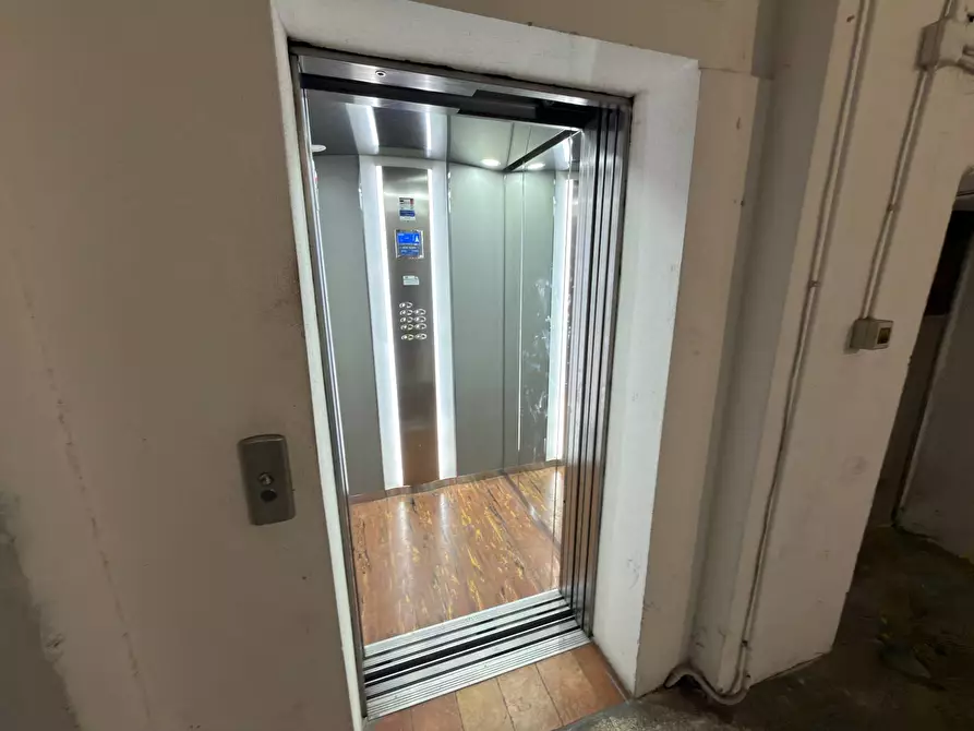 Immagine 29 di Appartamento in vendita  in Viale Zonghi 23 a Fabriano