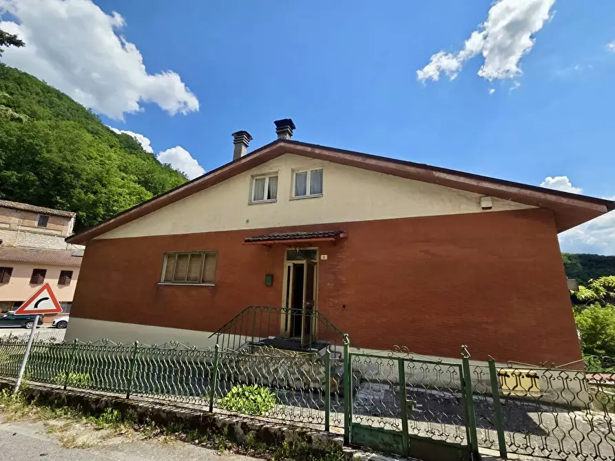 Immagine 41 di Casa indipendente in vendita  in via Poggio San Romualdo 8 a Fabriano