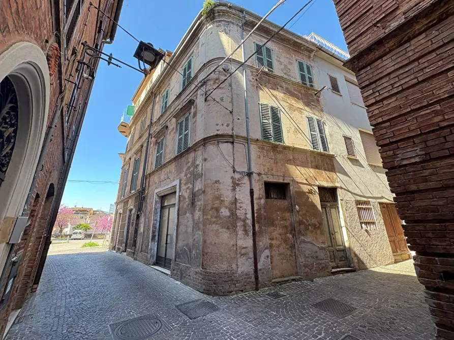 Immagine 32 di Appartamento in vendita  in VIA ROMA 4 a Cerreto D'esi