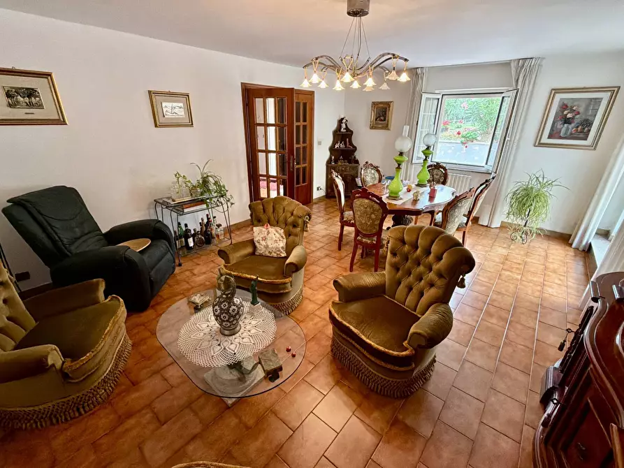 Immagine 8 di Villa in vendita  in Via Montesecco 3 a Jesi