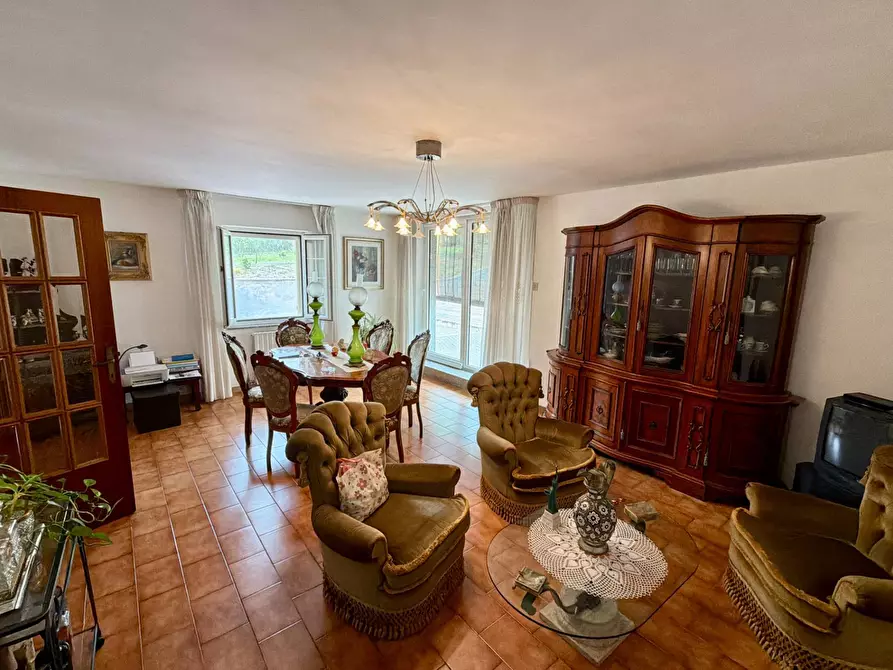 Immagine 9 di Villa in vendita  in Via Montesecco 3 a Jesi