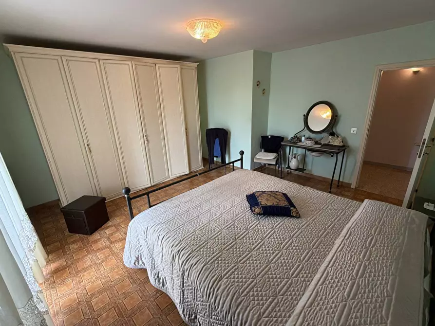 Immagine 21 di Villa in vendita  in Via Montesecco 3 a Jesi
