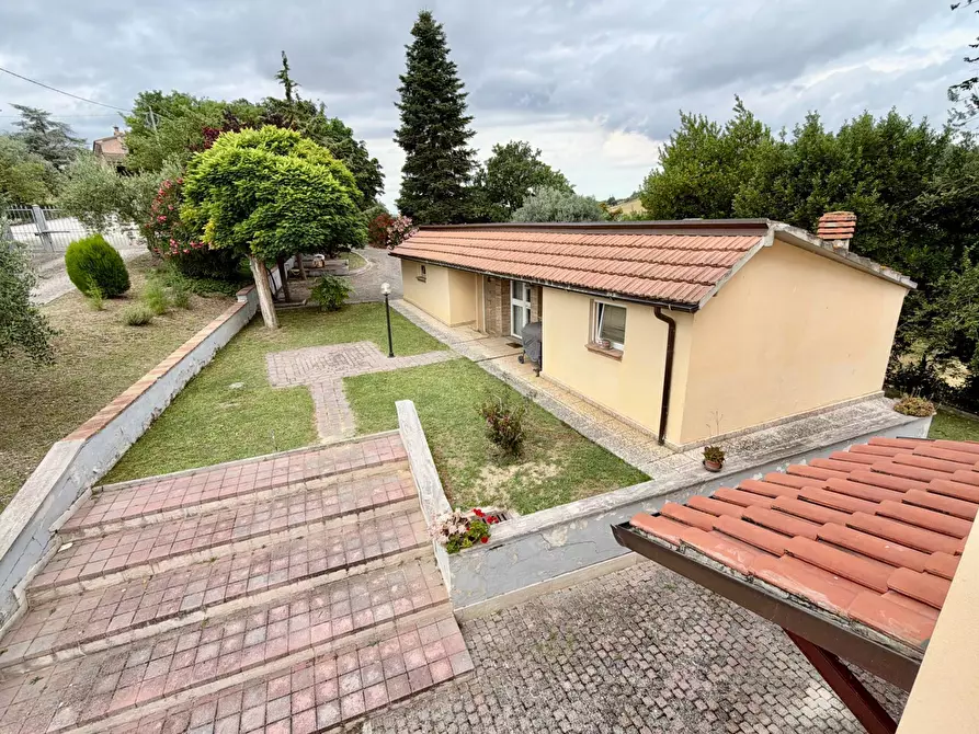 Immagine 37 di Villa in vendita  in Via Montesecco 3 a Jesi