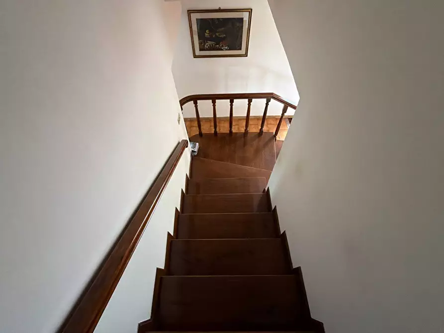 Immagine 38 di Villa in vendita  in Via Montesecco 3 a Jesi