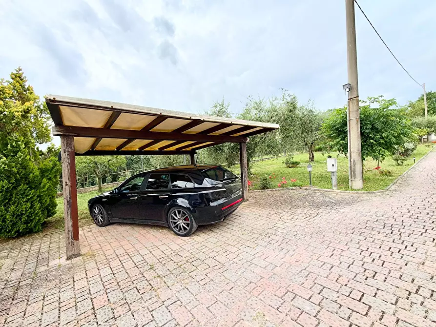 Immagine 53 di Villa in vendita  in Via Montesecco 3 a Jesi
