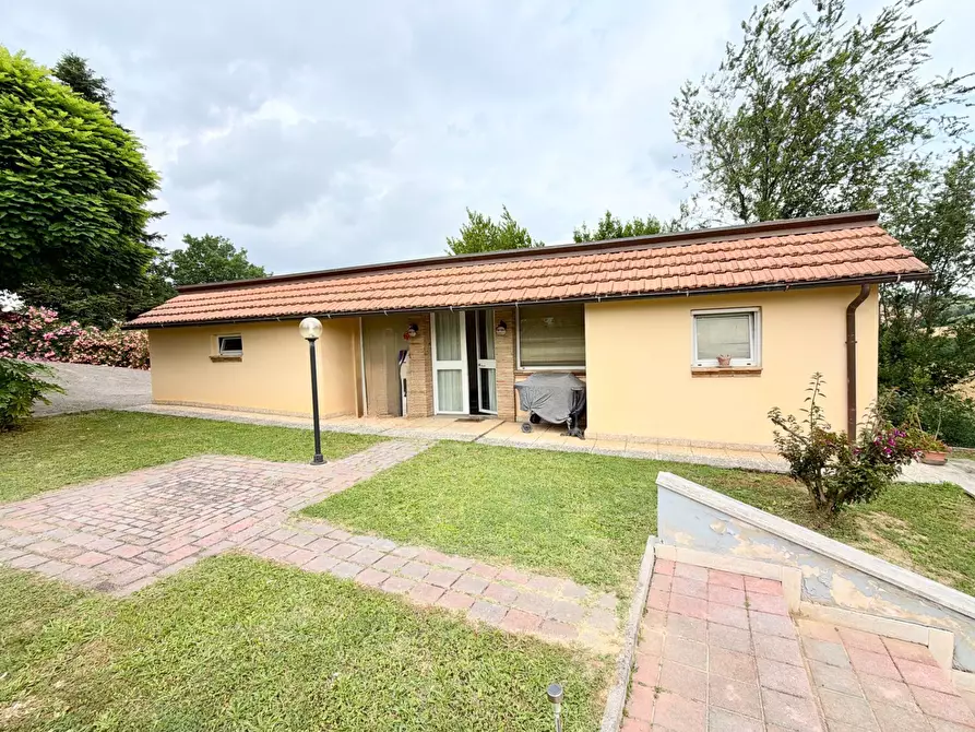 Immagine 45 di Villa in vendita  in Via Montesecco 3 a Jesi