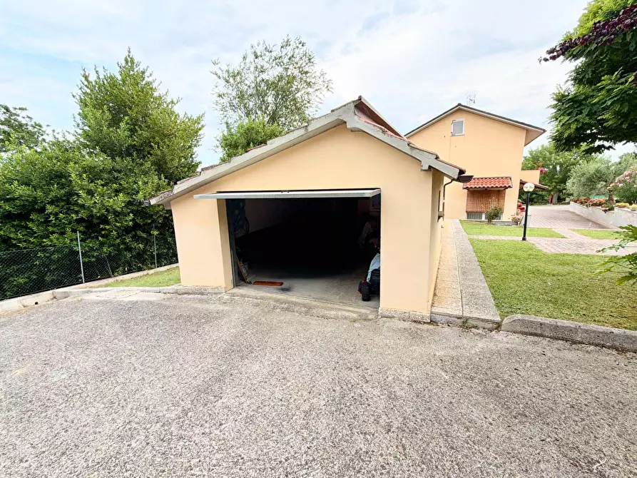 Immagine 51 di Villa in vendita  in Via Montesecco 3 a Jesi