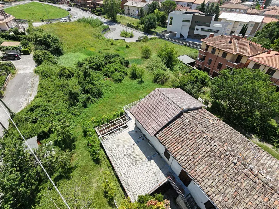 Immagine 7 di Villa in vendita  in VIA LA SPINA 91 a Fabriano