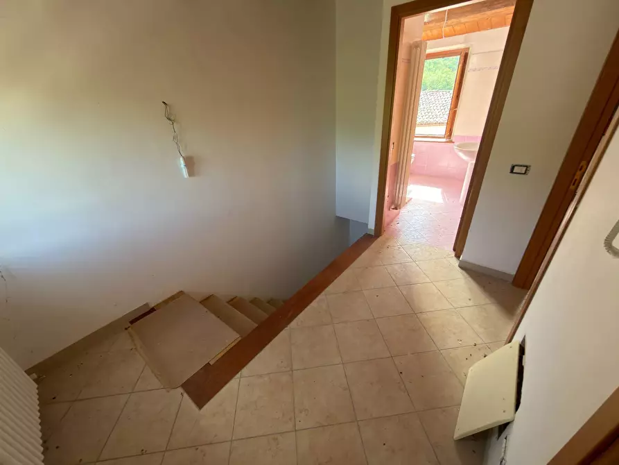 Immagine 18 di Casa indipendente in vendita  in Frazione Albacina 273 a Fabriano
