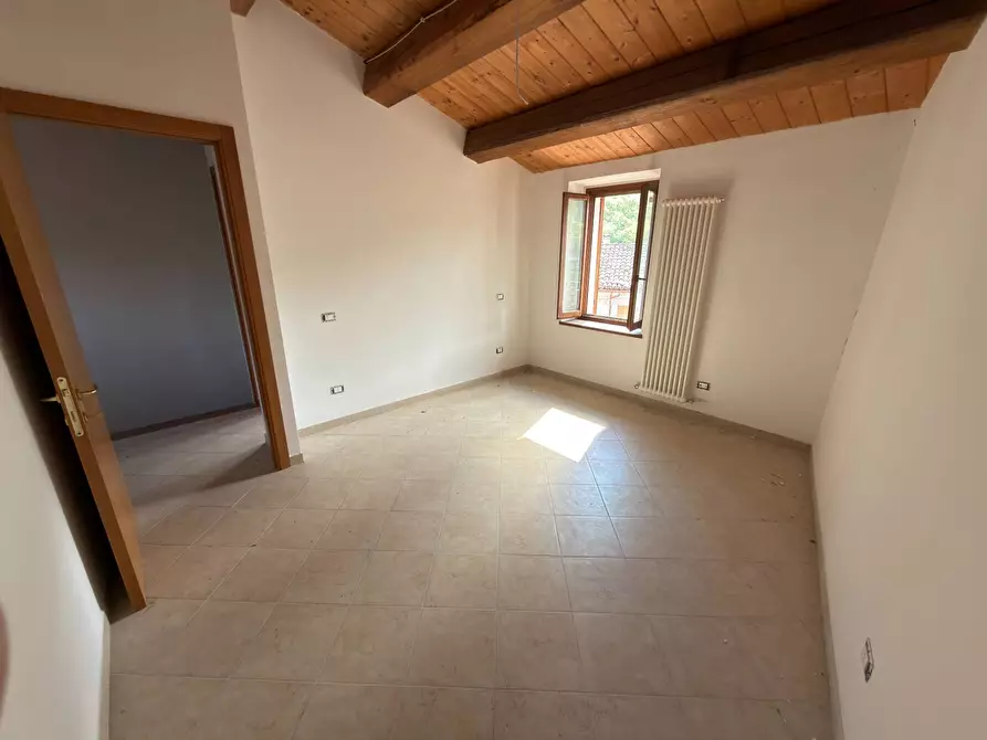 Immagine 22 di Casa indipendente in vendita  in Frazione Albacina 273 a Fabriano