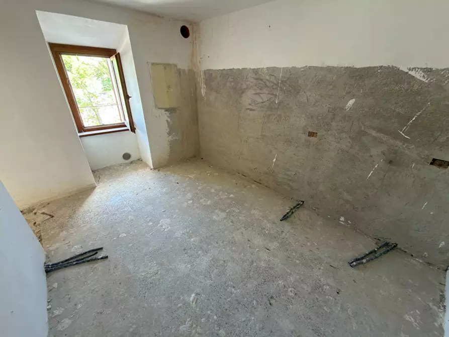 Immagine 3 di Casa indipendente in vendita  in Frazione Albacina 273 a Fabriano