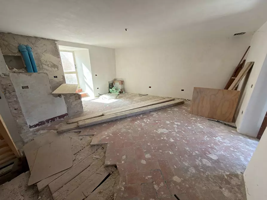 Immagine 5 di Casa indipendente in vendita  in Frazione Albacina 273 a Fabriano