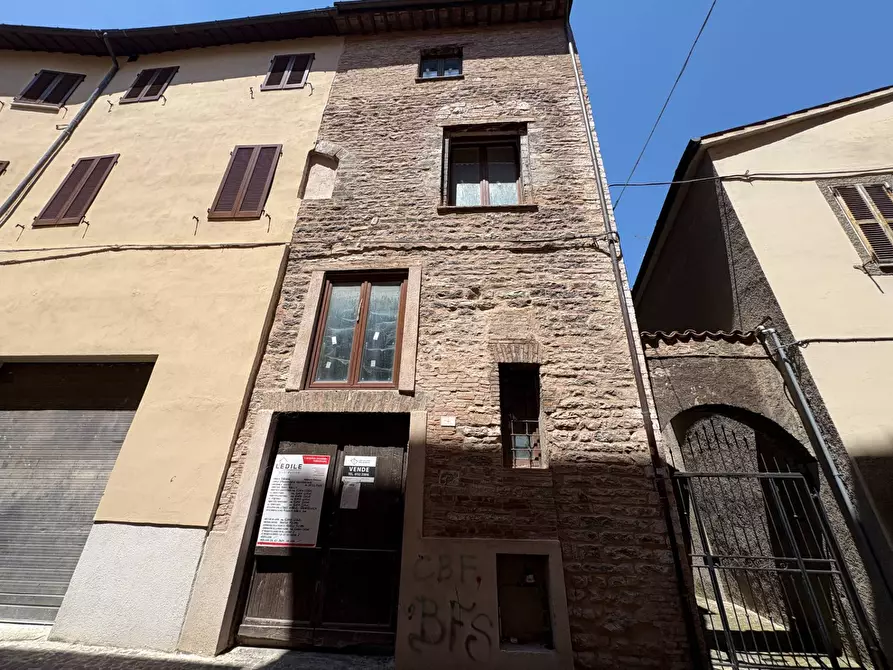 Immagine 1 di Casa indipendente in vendita  in Via Domenico Fogliardi 4 a Fabriano