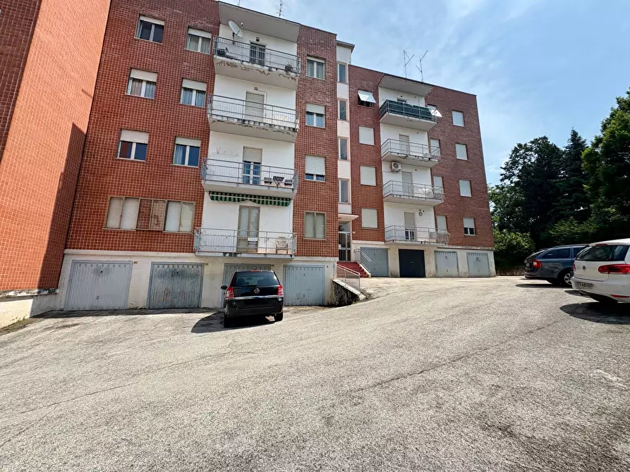 Immagine 2 di Appartamento in vendita  in VIA DON MINZONI 77 a Fabriano