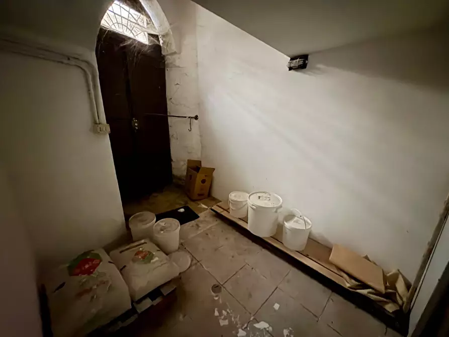 Immagine 10 di Magazzino in vendita  in VIA RAMELLI 3 a Fabriano