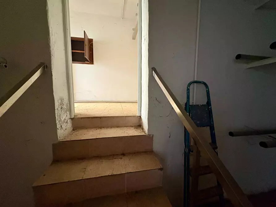 Immagine 21 di Magazzino in vendita  in VIA RAMELLI 3 a Fabriano