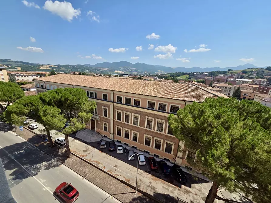 Immagine 2 di Appartamento in vendita  in Piazzale Matteotti 21 a Fabriano