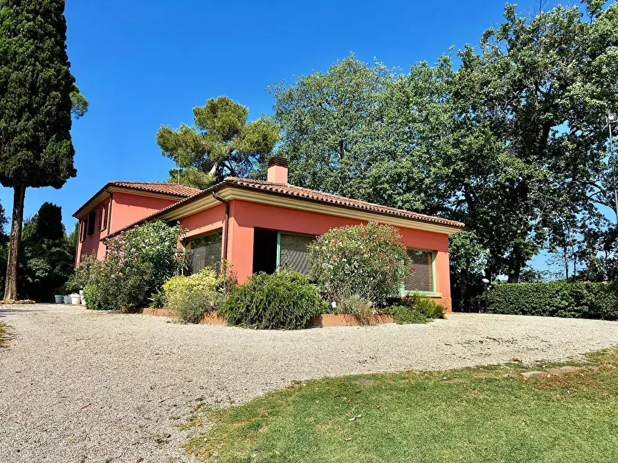 Immagine 14 di Villa in vendita  in Strada provinciale dei Castelli 6 a Belvedere Ostrense