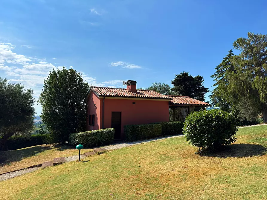 Immagine 15 di Villa in vendita  in Strada provinciale dei Castelli 6 a Belvedere Ostrense