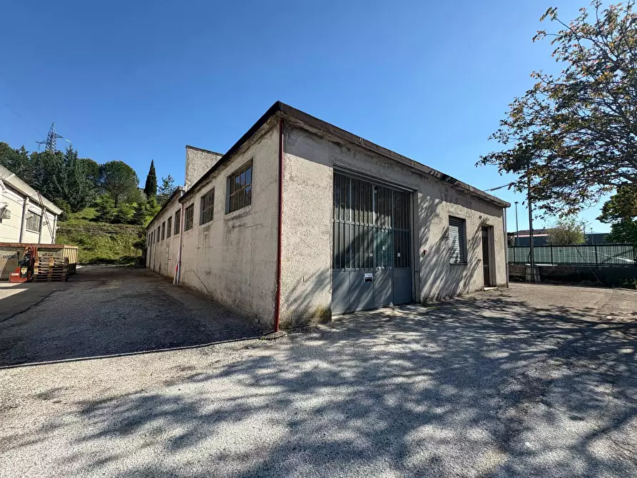 Immagine 1 di Capannone industriale in affitto  in VIA DANTE 227 a Fabriano