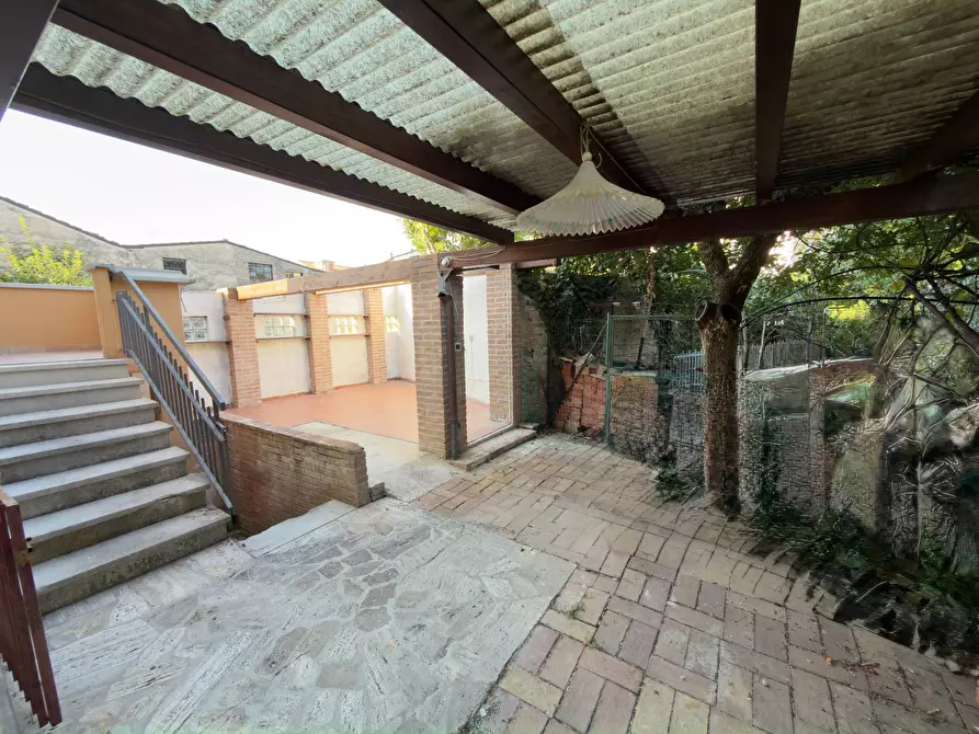 Immagine 57 di Villetta a schiera in vendita  in VIA MONTI 36 a Fabriano