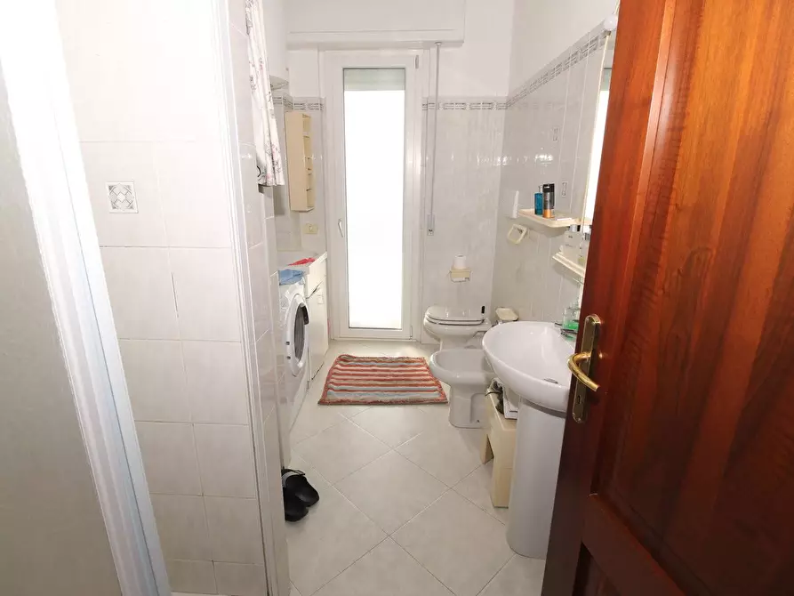 Immagine 20 di Appartamento in vendita  in via Lai a Nuoro
